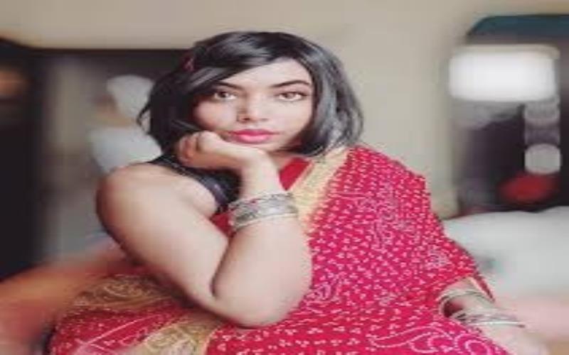 Training and Entry into Performing Arts