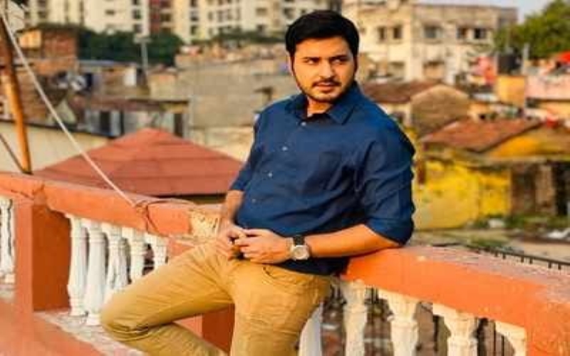 Neil Chatterjee (actor age)