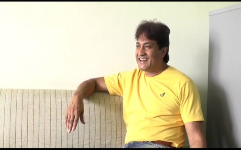 Sarvadaman D Banerjee wikipedia in Hindi