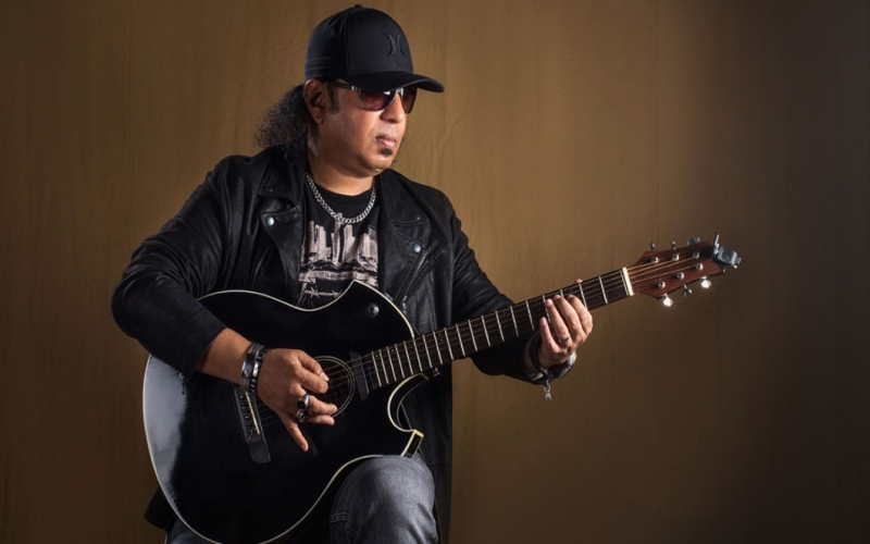 ayub bachchu famous songs