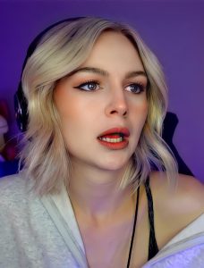 KallMeKris Bio: Age, Height, Weight, and Her Incredible Net Worth